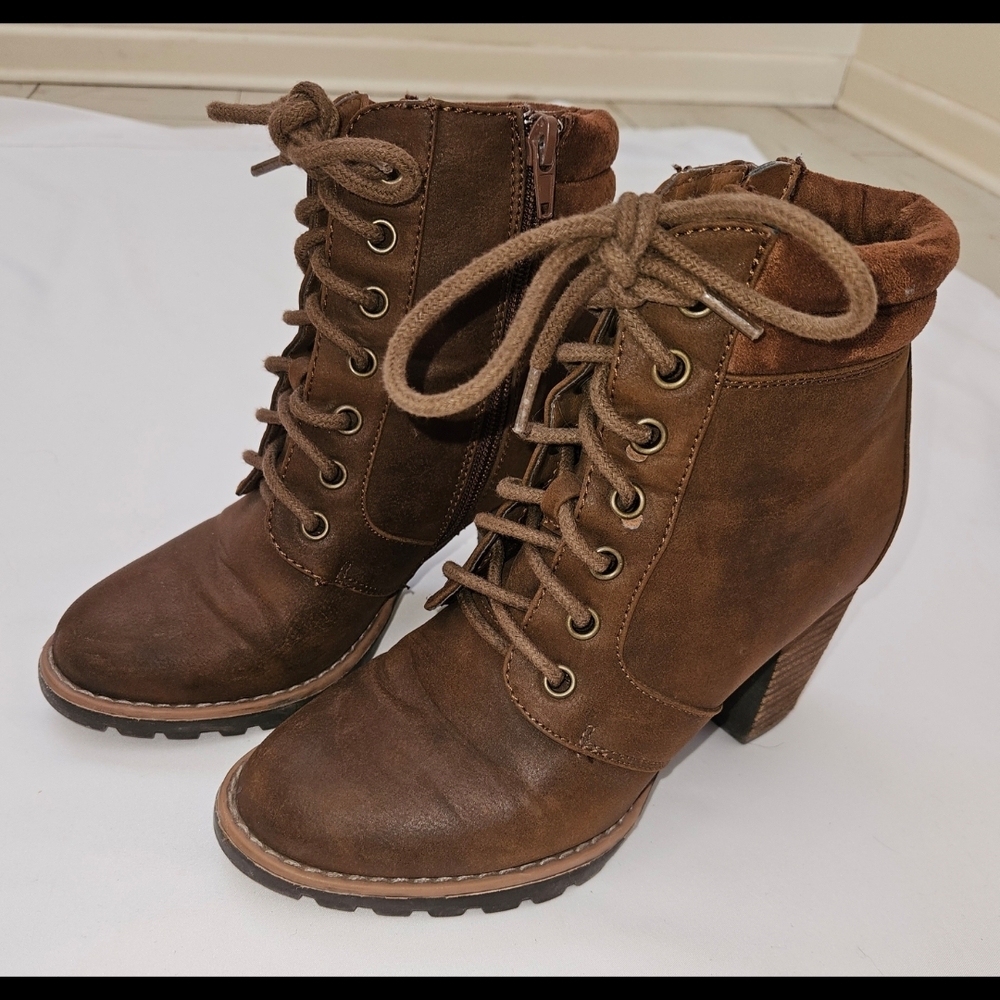 Le Chateau Lace Up Zippered Booties